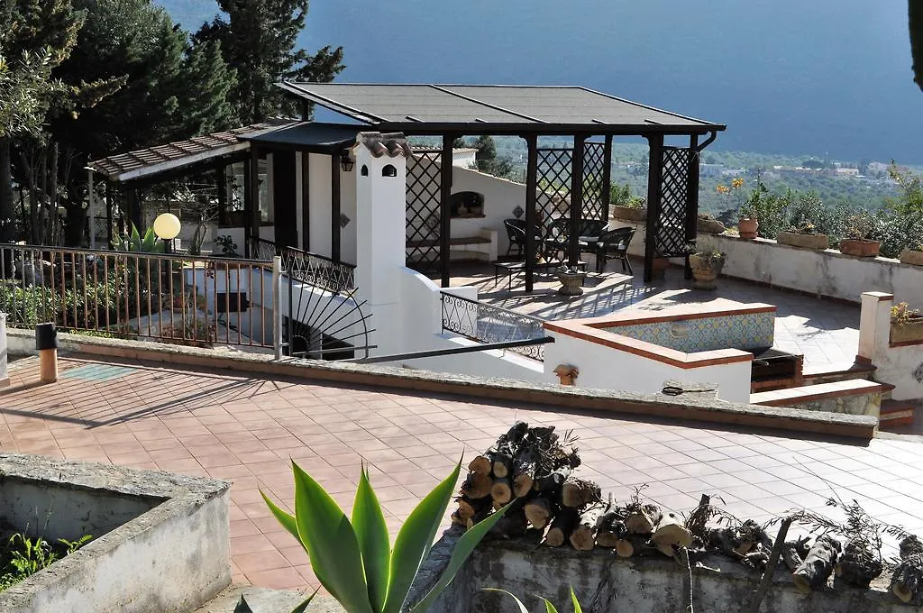 Casale Degli Ulivi Villa Castelluzzo Casa vacanze