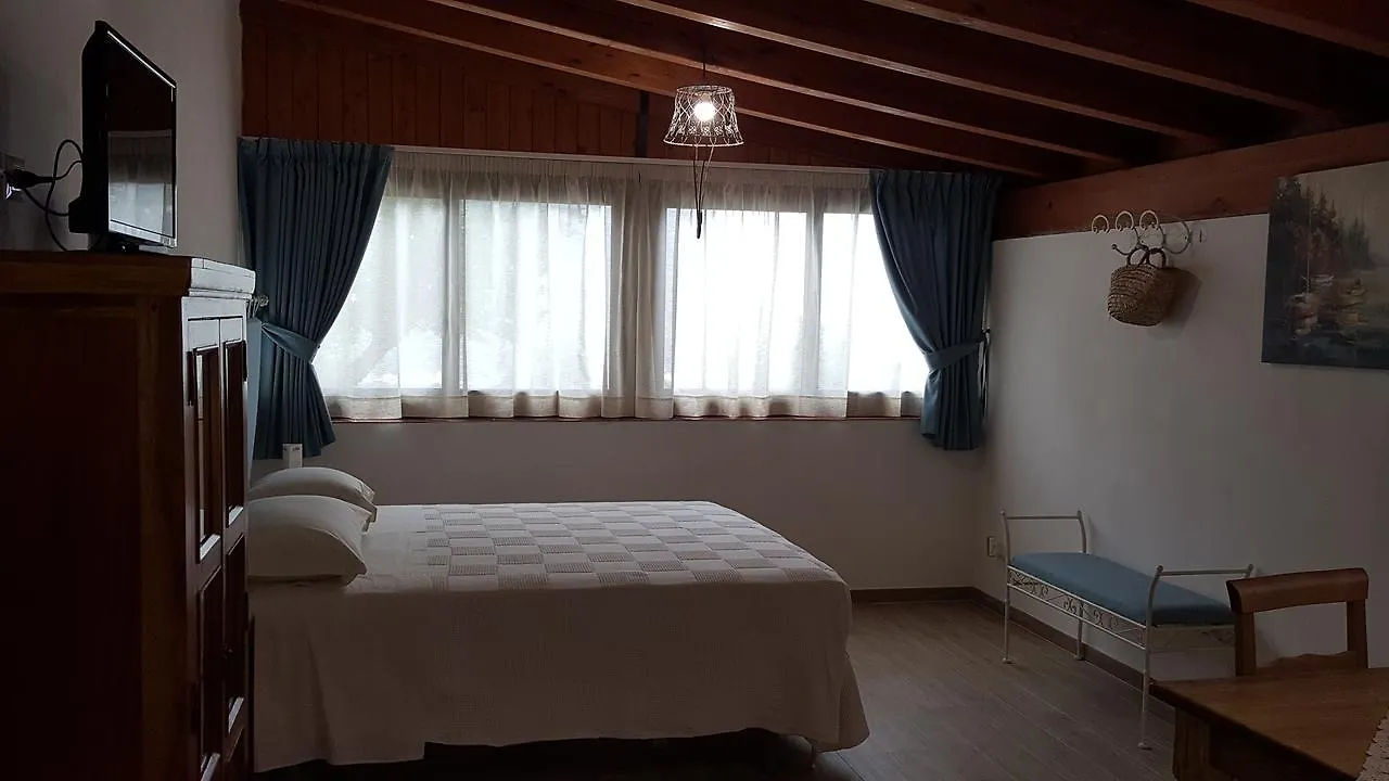 Casale Degli Ulivi Villa Castelluzzo 0*,  Italia